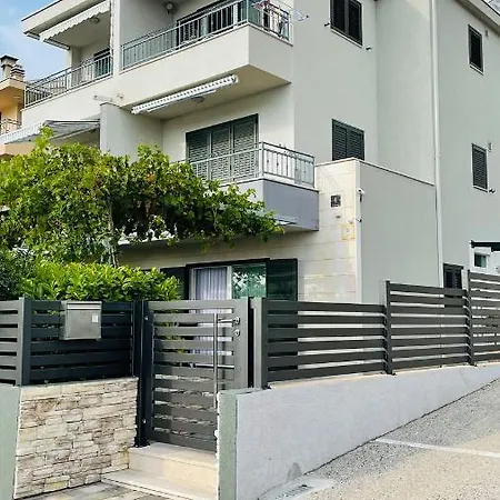 Gabrijel 1 Apartmán *