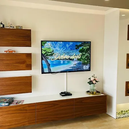 Apartman Gabrijel 1 *