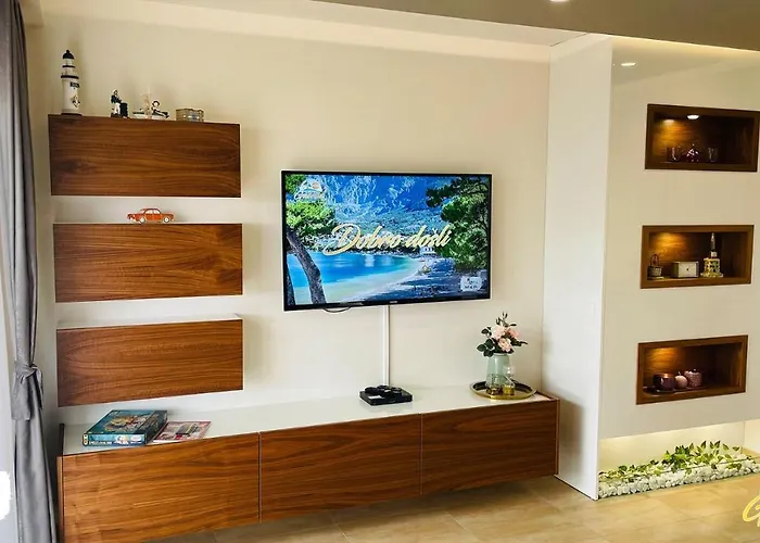 Apartman Gabrijel 1 *