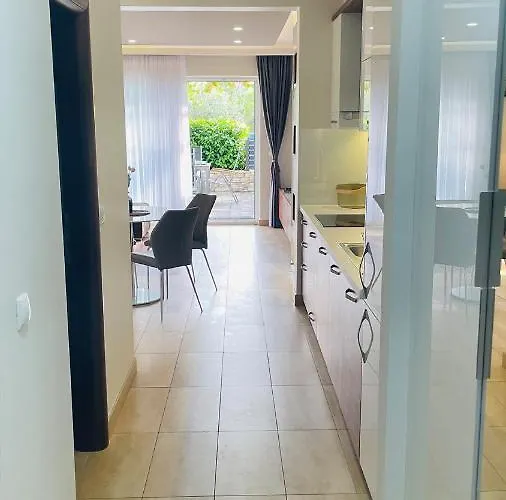 Gabrijel 1 Apartman Makarska