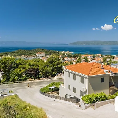 Gabrijel 1 Apartment Makarska
